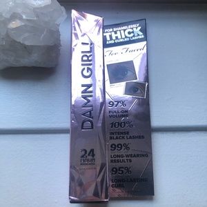 Too Faced Damn Girl Mascara